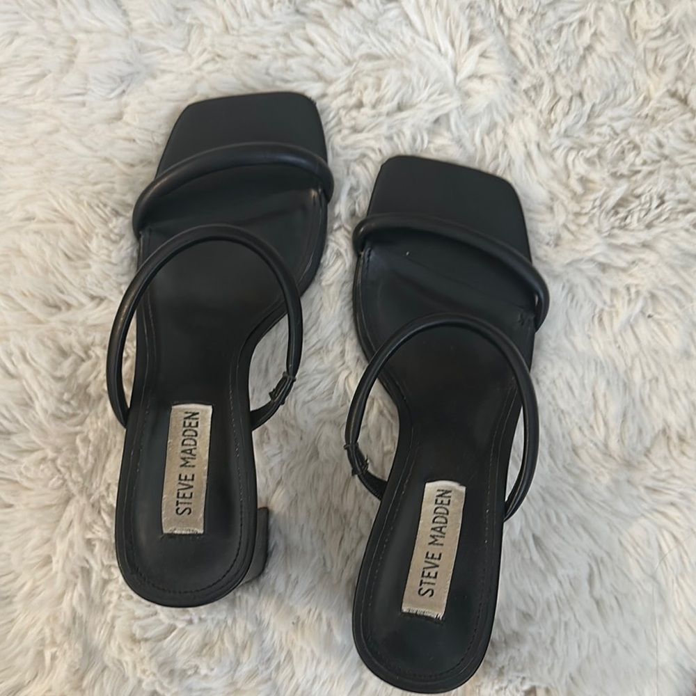Steve Madden Black Women's Sandals